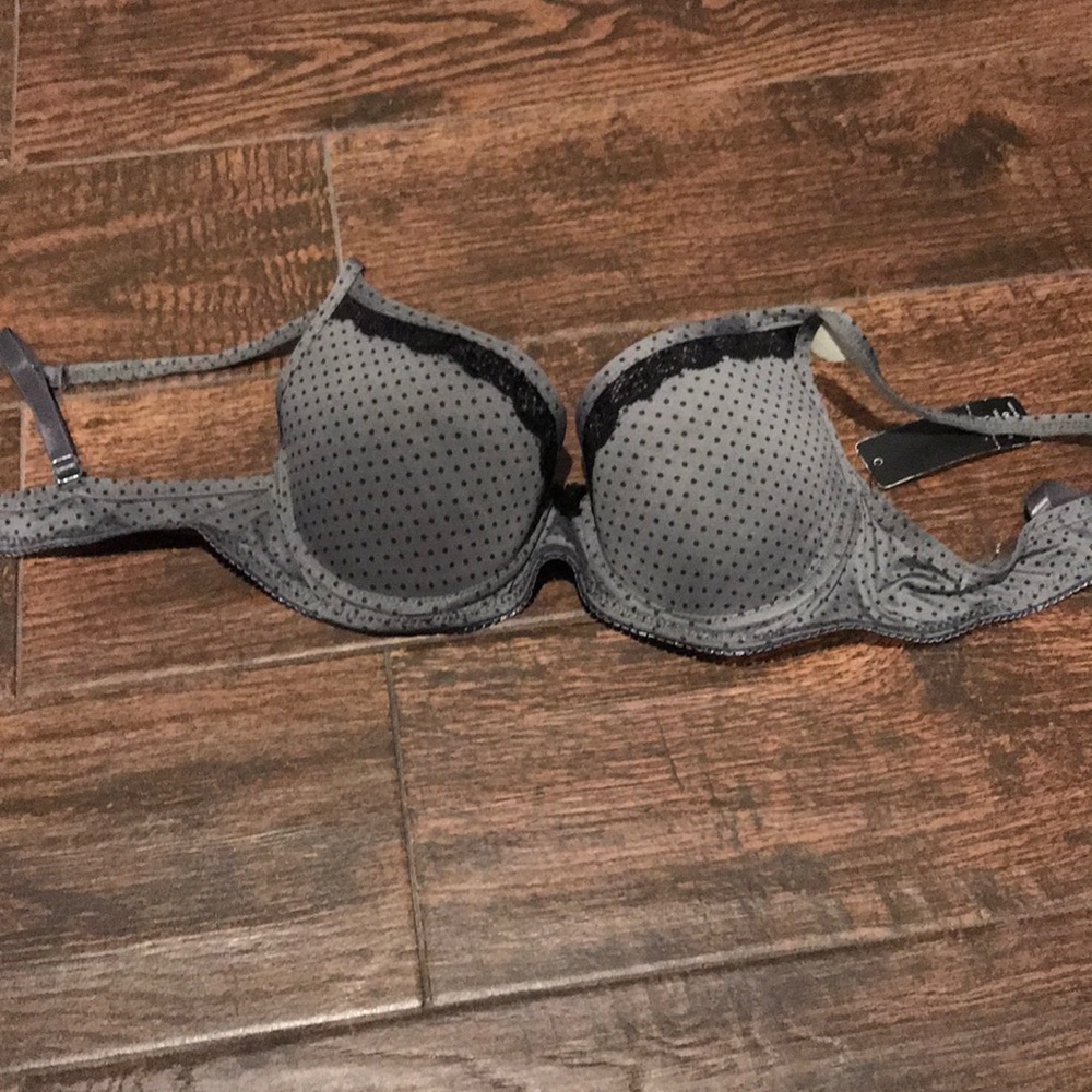 new with tag grey with black dots push up bra